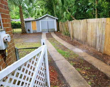 2134 Camden Avenue - Photo Thumbnail 31