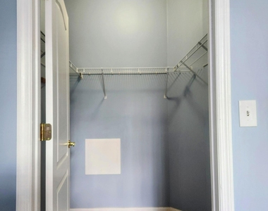 8601 Beach Boulevard - Photo Thumbnail 19