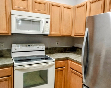 8601 Beach Boulevard - Photo Thumbnail 7