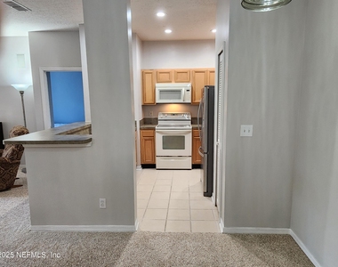 8601 Beach Boulevard - Photo Thumbnail 5