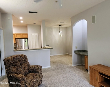 8601 Beach Boulevard - Photo Thumbnail 6