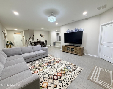 70 Golden Fern Drive - Photo Thumbnail 31