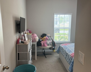 3011 Water Elm Point - Photo Thumbnail 11