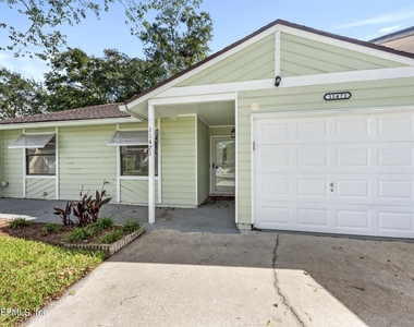 11471 Stinger Way - Photo Thumbnail 1