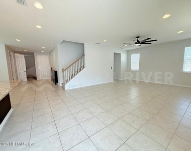 3374 Traceland Oak Lane - Photo Thumbnail 14