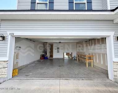 3374 Traceland Oak Lane - Photo Thumbnail 1