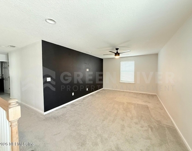 3374 Traceland Oak Lane - Photo Thumbnail 15