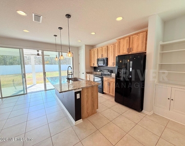 3374 Traceland Oak Lane - Photo Thumbnail 9