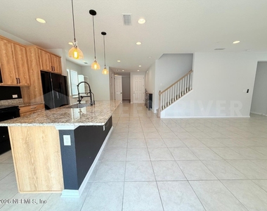 3374 Traceland Oak Lane - Photo Thumbnail 8