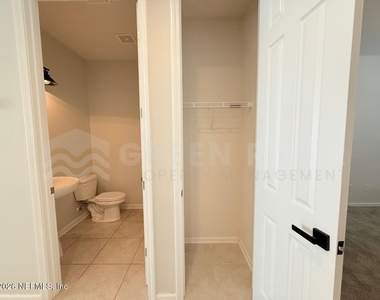 3374 Traceland Oak Lane - Photo Thumbnail 5