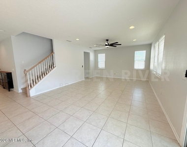 3374 Traceland Oak Lane - Photo Thumbnail 13