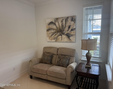 722 Cool Breeze Way - Photo Thumbnail 5