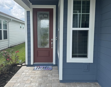 722 Cool Breeze Way - Photo Thumbnail 3
