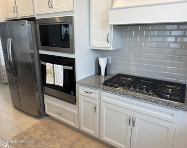 722 Cool Breeze Way - Photo Thumbnail 28
