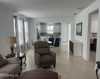 722 Cool Breeze Way - Photo Thumbnail 10