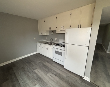 991 Tollview Avenue - Photo Thumbnail 1