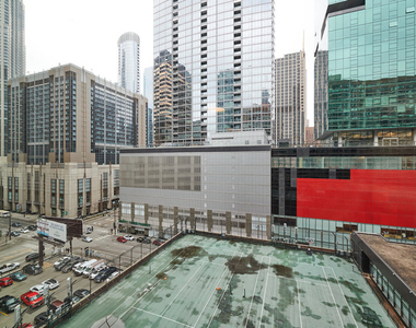 211 E Ohio Street - Photo Thumbnail 13