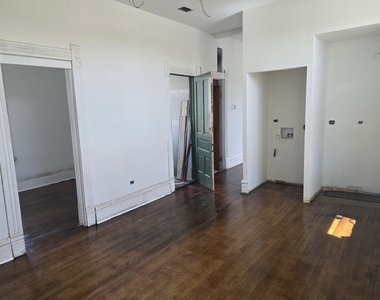 3444 S Western Avenue - Photo Thumbnail 4