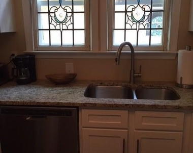 2830 Oak Street - Photo Thumbnail 13