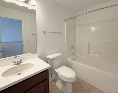 651 Olive Lane - Photo Thumbnail 16