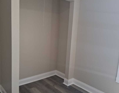 10102 Main Street - Photo Thumbnail 8