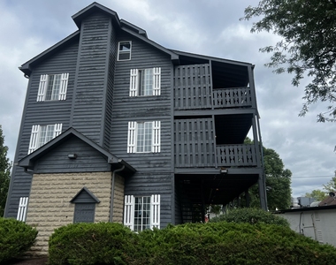 10102 Main Street - Photo Thumbnail 1