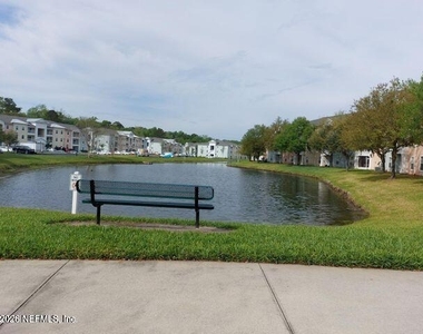 8235 Lobster Bay Court - Photo Thumbnail 40