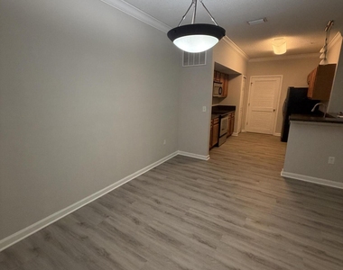 8235 Lobster Bay Court - Photo Thumbnail 5