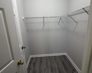 8235 Lobster Bay Court - Photo Thumbnail 29