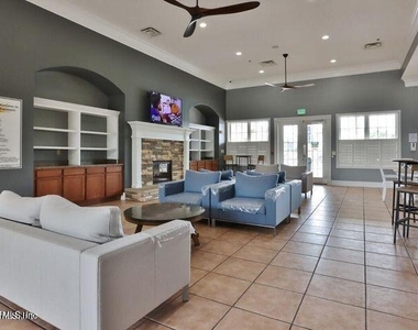 8235 Lobster Bay Court - Photo Thumbnail 54