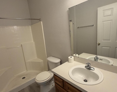 8235 Lobster Bay Court - Photo Thumbnail 26