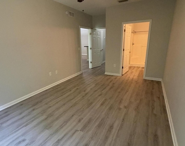 8235 Lobster Bay Court - Photo Thumbnail 23