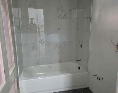 3444 S Western Avenue - Photo Thumbnail 2