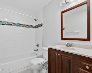 100 Ironwood Drive - Photo Thumbnail 20