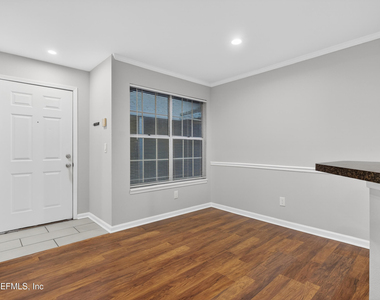 100 Ironwood Drive - Photo Thumbnail 5