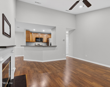 100 Ironwood Drive - Photo Thumbnail 12
