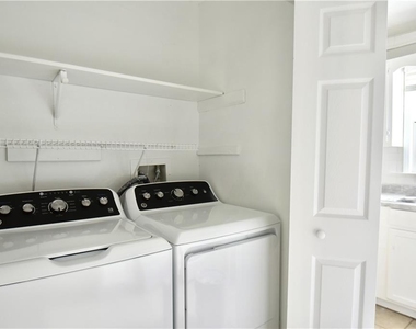 2898 Webb Bridge - Photo Thumbnail 3