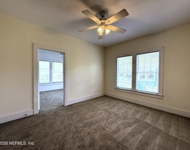 1329 Cherry Street - Photo Thumbnail 12