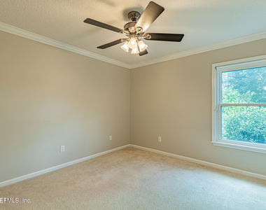 1136 Hyacinth Street - Photo Thumbnail 18