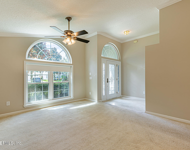 1136 Hyacinth Street - Photo Thumbnail 6