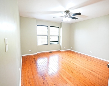 470 Grosvenor Lane - Photo Thumbnail 10