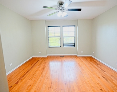 470 Grosvenor Lane - Photo Thumbnail 9