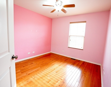 470 Grosvenor Lane - Photo Thumbnail 13