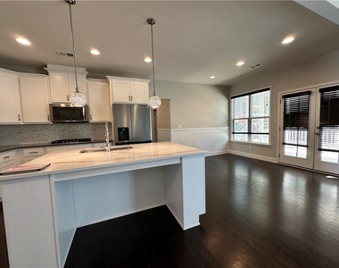 3253 Cavendish Court - Photo Thumbnail 9