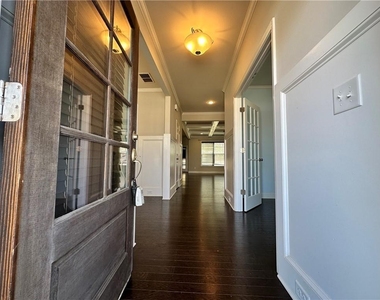 3253 Cavendish Court - Photo Thumbnail 3