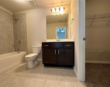 3253 Cavendish Court - Photo Thumbnail 17