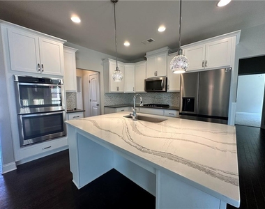 3253 Cavendish Court - Photo Thumbnail 10
