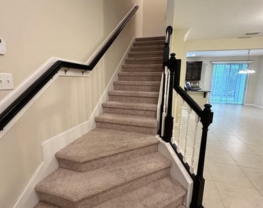 107 San Briso Way - Photo Thumbnail 8