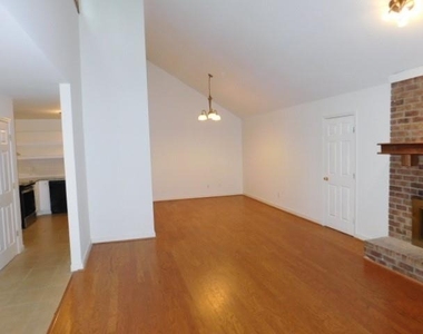 1710 Pine Road - Photo Thumbnail 9