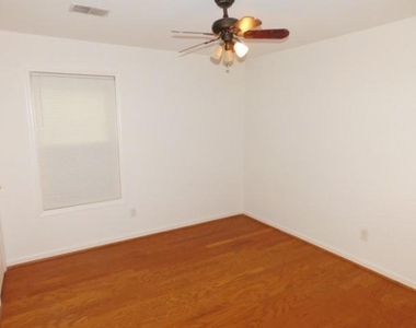 1710 Pine Road - Photo Thumbnail 15